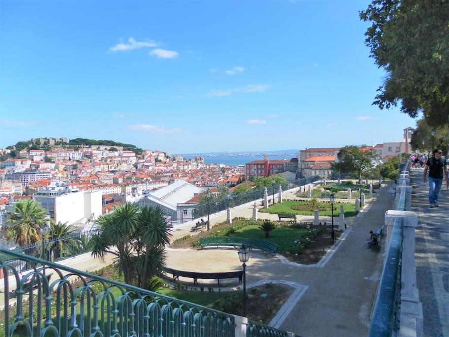 Mm3 Very Central Baixa-Rossio! Castle View And Free Parking! Lisboa Eksteriør billede